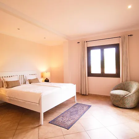 New, Premium Mit Starlight-pool! South-east Coast, Cala D Or Villa